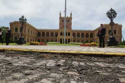 Cultura presentó proyecto para restauración de entorno histórico del Palacio de López | .::Agencia IP::.