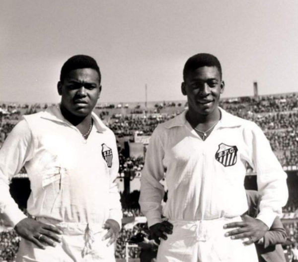 HOY / Muere a los 75 años Coutinho, leyenda en el Santos de Pelé y campeón mundial