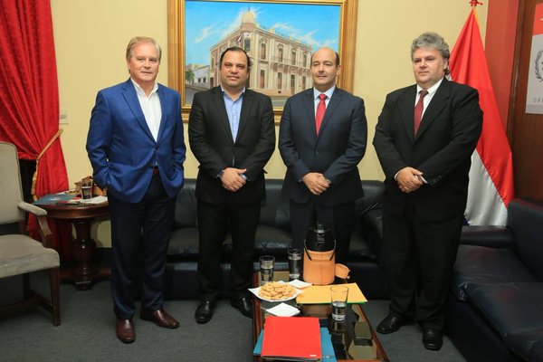 Instituciones buscan soluciones integrales y sostenibles a problemática de la tierra | .::Agencia IP::.