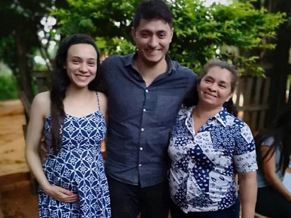 A días de casarse, encontró a su madre tras 27 años