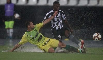 De vivir olvidado en una pensión, a pelear la Superliga argentina
