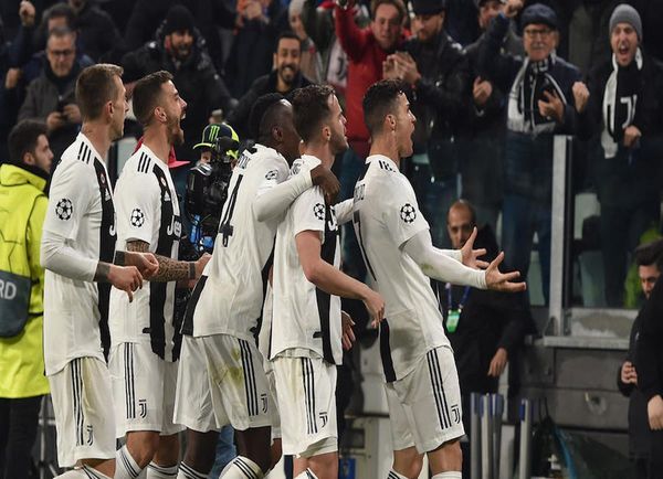 Triplete de Ronaldo acaba con Atlético