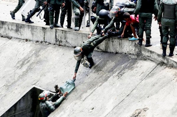 Venezuela, sedienta e incomunicada - Edicion Impresa - ABC Color