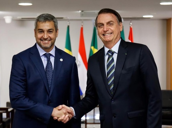 Bolsonaro dice junto a Abdo Benítez que Brasil no dará asilo a "terroristas" » Ñanduti