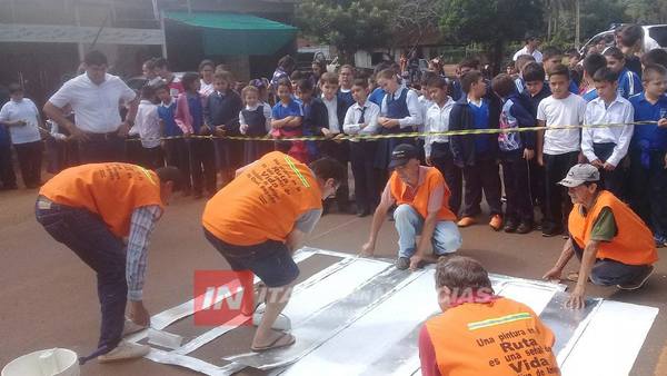 EXITOSA CAMPAÑA “EDUCACIÓN VIAL, UNA PINTURA EN LAS RUTAS ES SEÑAL DE VIDA”.