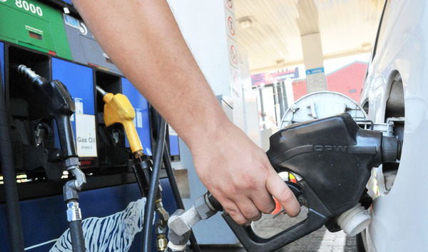 Adelantan nueva suba de combustible - ADN Paraguayo