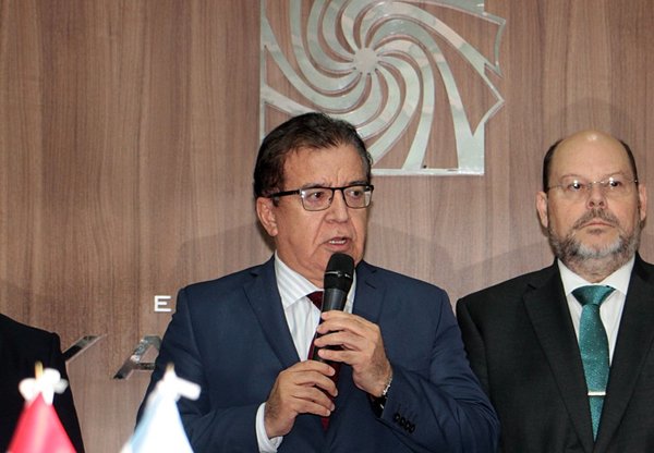 Harms despotrica contra Nicanor: "Te taparon la boca con un cargo, te vendiste" » Ñanduti