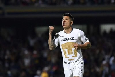 Gol de Iturbe al equipo de Maradona - Deportes - ABC Color