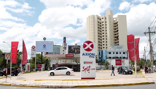 Axion Energy transfirió a Copetrol su negocio de estaciones de servicio en Paraguay