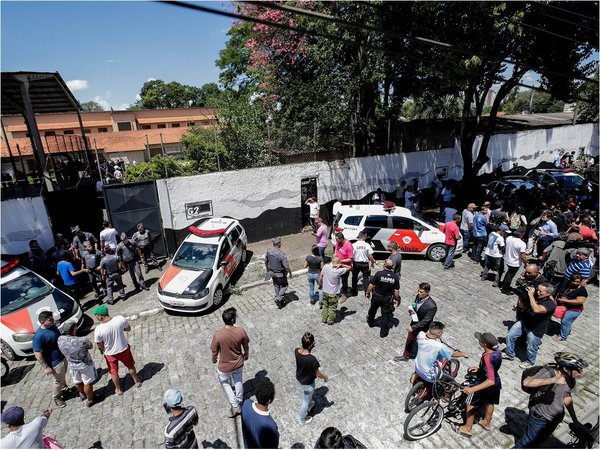 Suben a 10 los muertos en ataque a escuela en Brasil
