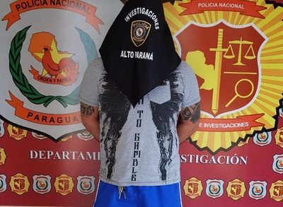 Detienen a hombre con orden captura pendiente por violencia familiar