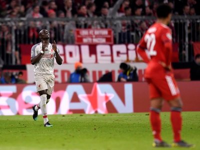 Mané lidera la victoria y la clasificación del Liverpool