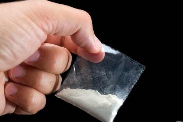 Narcotraficantes ocultaron cocaína en paquetes de café.