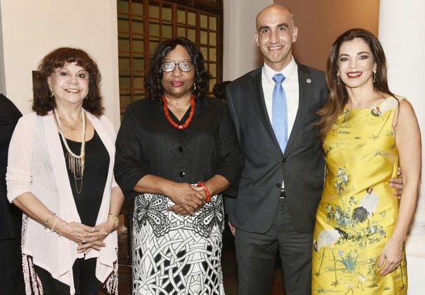 Recepción en honor a la directora de la OPS - Edicion Impresa - ABC Color