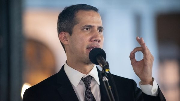 Guaidó busca la reapertura de la industria petrolera venezolana a la inversión privada - ADN Paraguayo