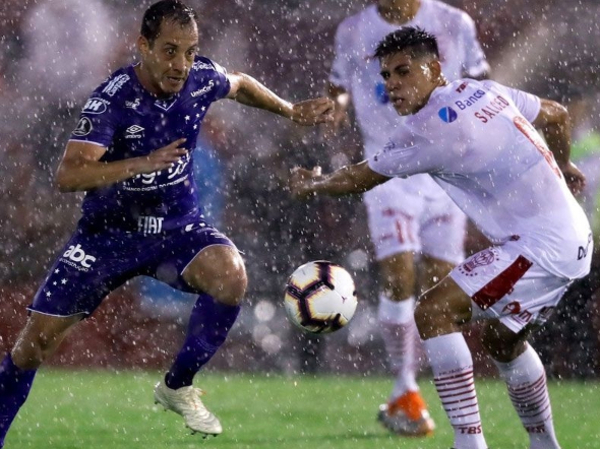 Jornada copera con paraguayos en cancha