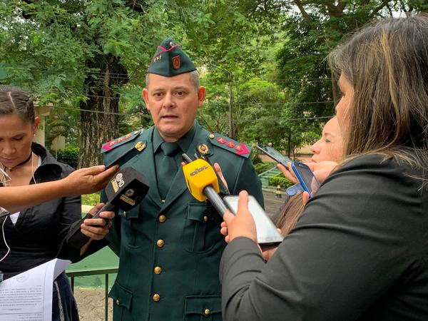 Mandatario revisó lista de ascensos de militares en jornada castrense | .::Agencia IP::.