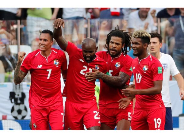 El primer gol de la historia de Panamá en Mundiales