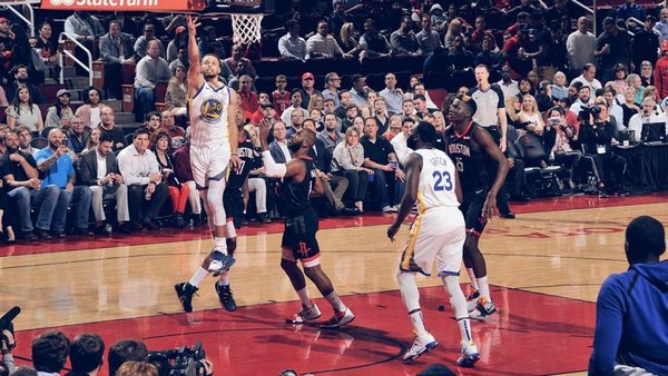 Golpe de autoridad de los Warriors a los Rockets - Deportes - ABC Color