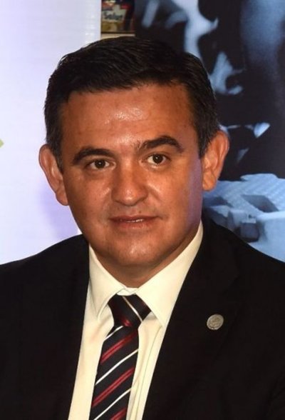 Eduardo Petta “no es de la gente”, según Ovelar - 730am - ABC Color