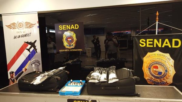 Senad incauta más de 14 kilos de metanfetamina de una francesa - ADN Paraguayo