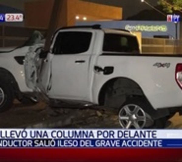 Desagüe destapado de la ESSAP provoca violento choque en Asunción - Paraguay.com