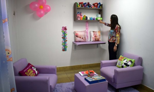 Madres e lactantes cuentan con sala de lactancia en Tribunales