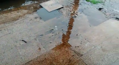 Desagüe colapsa con cada lluvia - Cronicas Ciudadanas - ABC Color