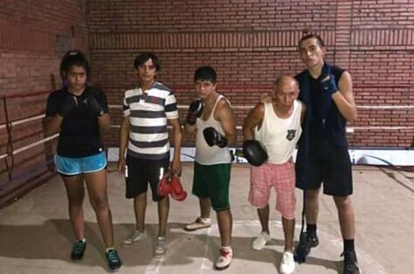 Velada boxística sabatina en el Fomento - Deportes - ABC Color
