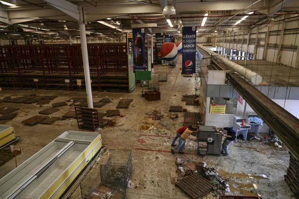 Saqueos y desolación en capital petrolera de Venezuela - Internacionales - ABC Color