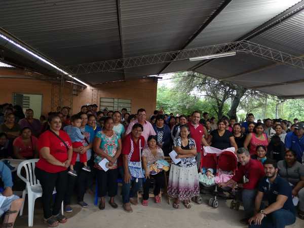 Tekoporã entregó tarjetas de débito a 1.100 familias indígenas en Boquerón | .::Agencia IP::.