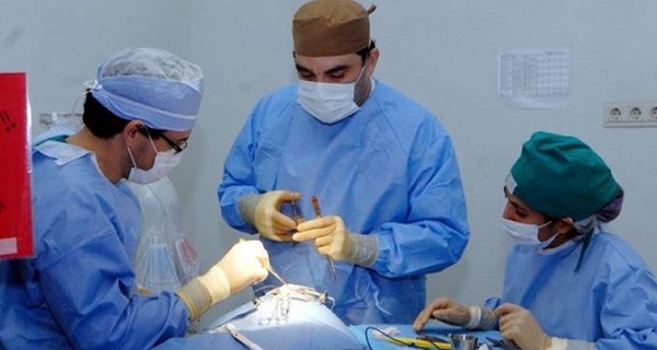 Ofrecen cirugías reconstructivas gratuitas