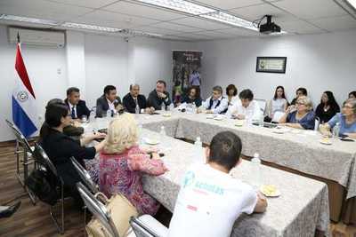Ultiman detalles para las audiencias públicas del Plan de Educación 2030 - ADN Paraguayo