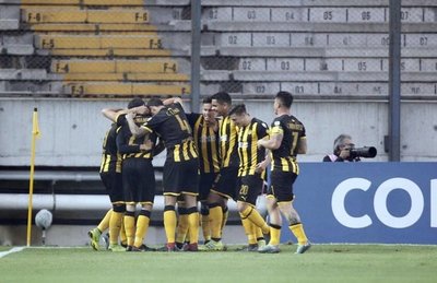 Primera victoria de Peñarol - Deportes - ABC Color