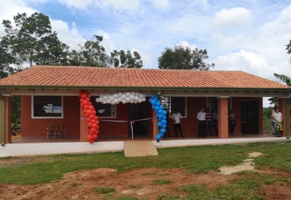 Ojeguerekóma aula equipada mbo'ehao kapi'ivarýpe - Especiales - ABC Color