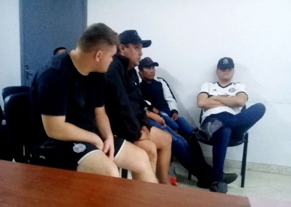 Medidas para cuatro barras del club Olimpia - Edicion Impresa - ABC Color