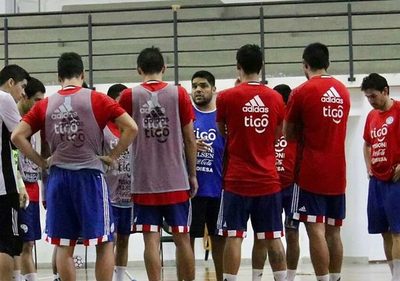 Paraguay enfrenta al mejor del mundo en primera puja por el título absoluto de futsal FIFA