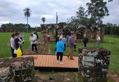 Finlandeses vienen a Paraguay atraídos por la yerba mate