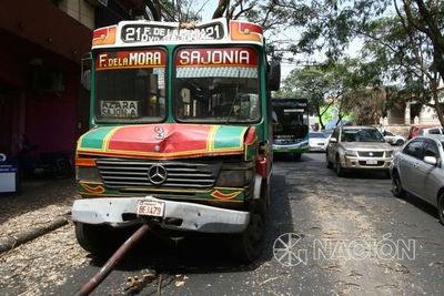 Anuncian fuertes controles de buses “chatarras”