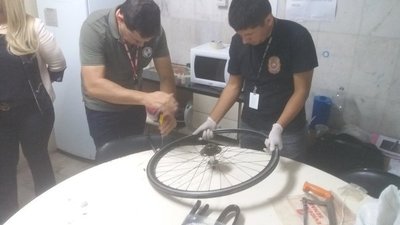 Intentaron enviar cocaína en ruedas y bolas de billar - ADN Paraguayo