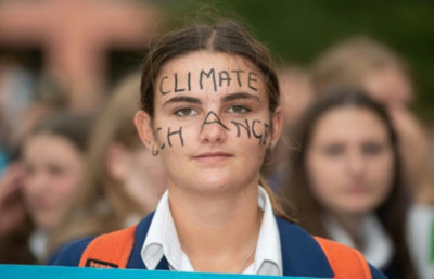 Estudiantes de todo el mundo salen a la calle contra el cambio climático - Radio 1000 AM