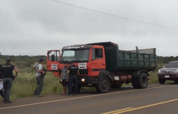 Incautan marihuana en Caazapá: un policía entre los cuatro detenidos - Radio 1000 AM