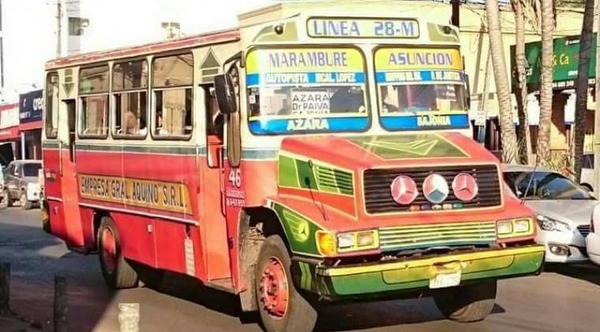 HOY / Sacarán de calles a colectivos chatarras, y la otra cara: cada vez menos buses de G. 2.300