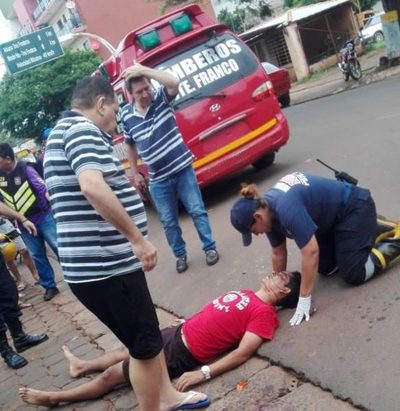 Ómnibus atropella a motociclista en Presidente Franco