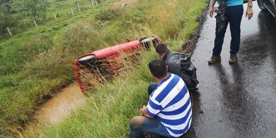 Policía “punteaba” camión cargado de marihuana