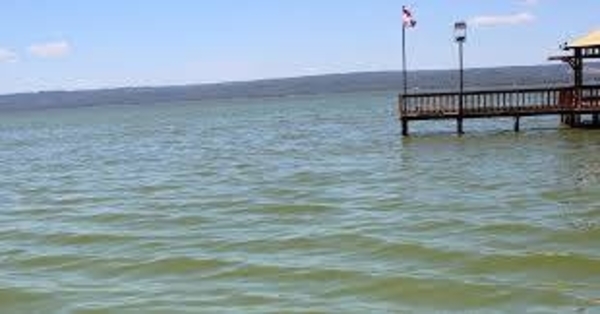 HOY / La 'enésima' comisión para salvar al lago Ypacaraí: ahora se suman los parlamentarios