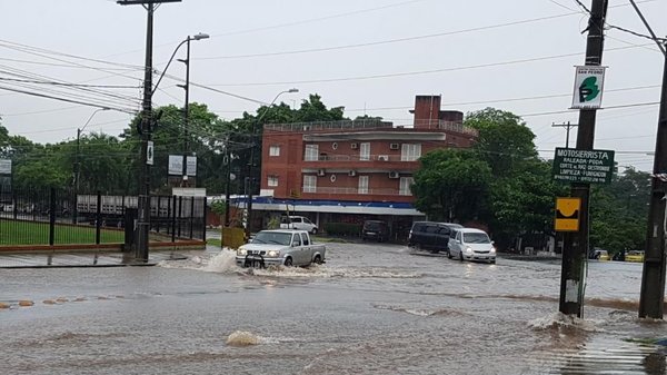 Tormentas seguirán esta tarde en el interior del país - Nacionales - ABC Color