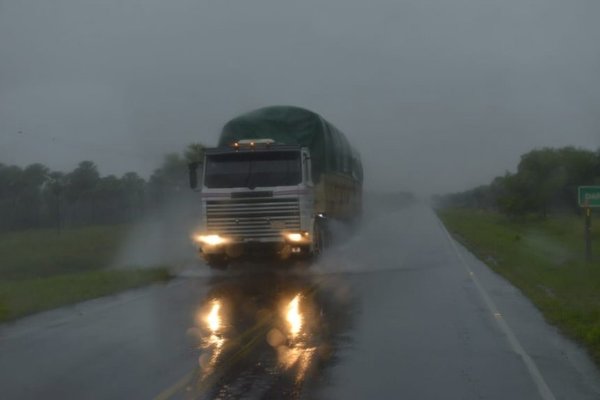 Unas 72 familias afectadas por temporal en J. A. Saldívar - Nacionales - ABC Color