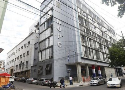 Las obras públicas están paralizadas y con deudas de cinco años, sostienen » Ñanduti