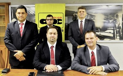 Dicen que desean instalar fábrica de aviones en el país - Edicion Impresa - ABC Color
